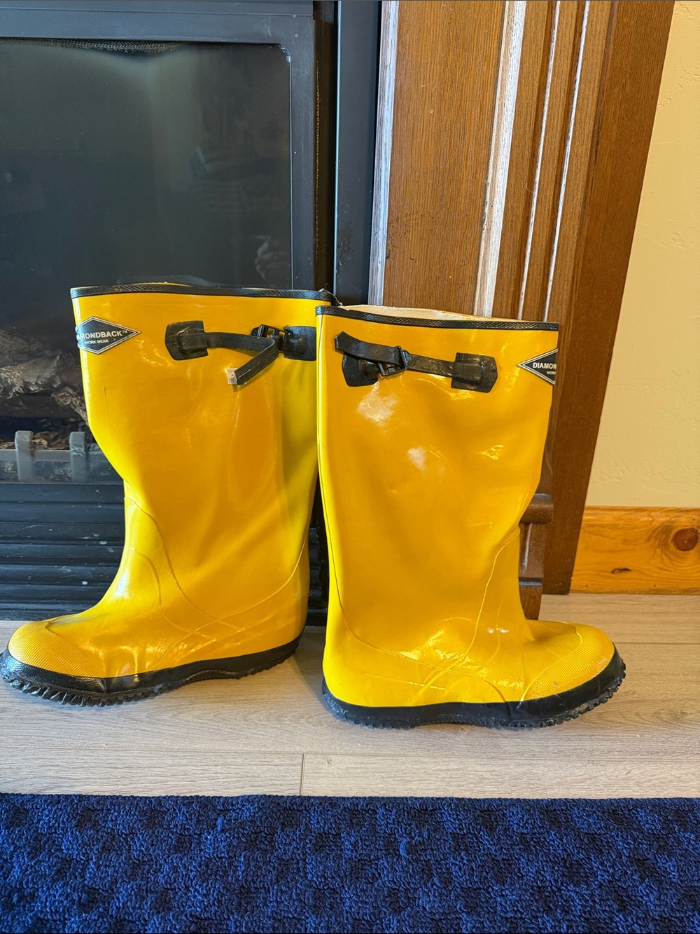 Ready for Winter?  Over shoe Yellow Rain Boots with Black Trim Sizes: 8, 9, 10